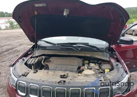 2022 Jeep Compass Latitude Fwd z USA, uszkodzony, nr VIN 3C4NJCBB9NT202123